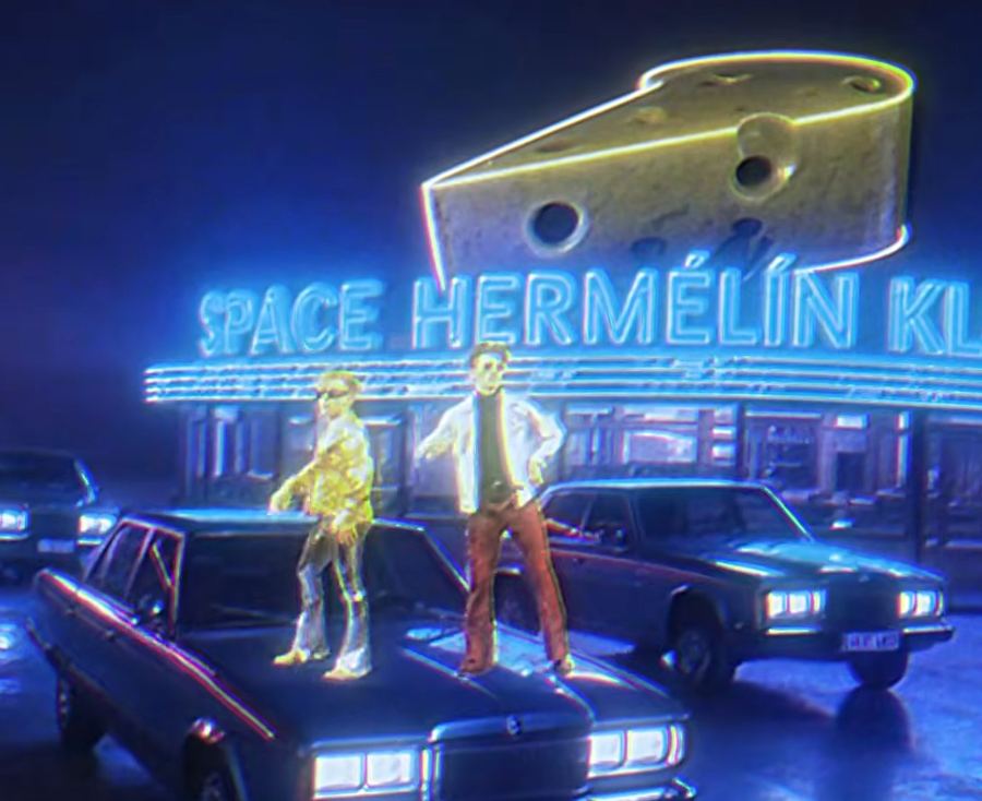 RAKETOPLÁN IBIZA — scéna z klipu DJ Metoděj